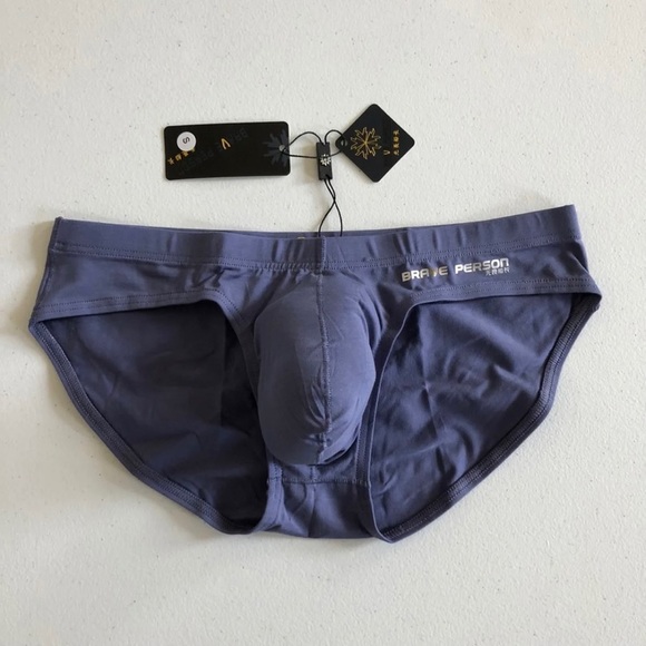 BRAVE PERSON POUCHY BRIEF - Picture 4 of 7